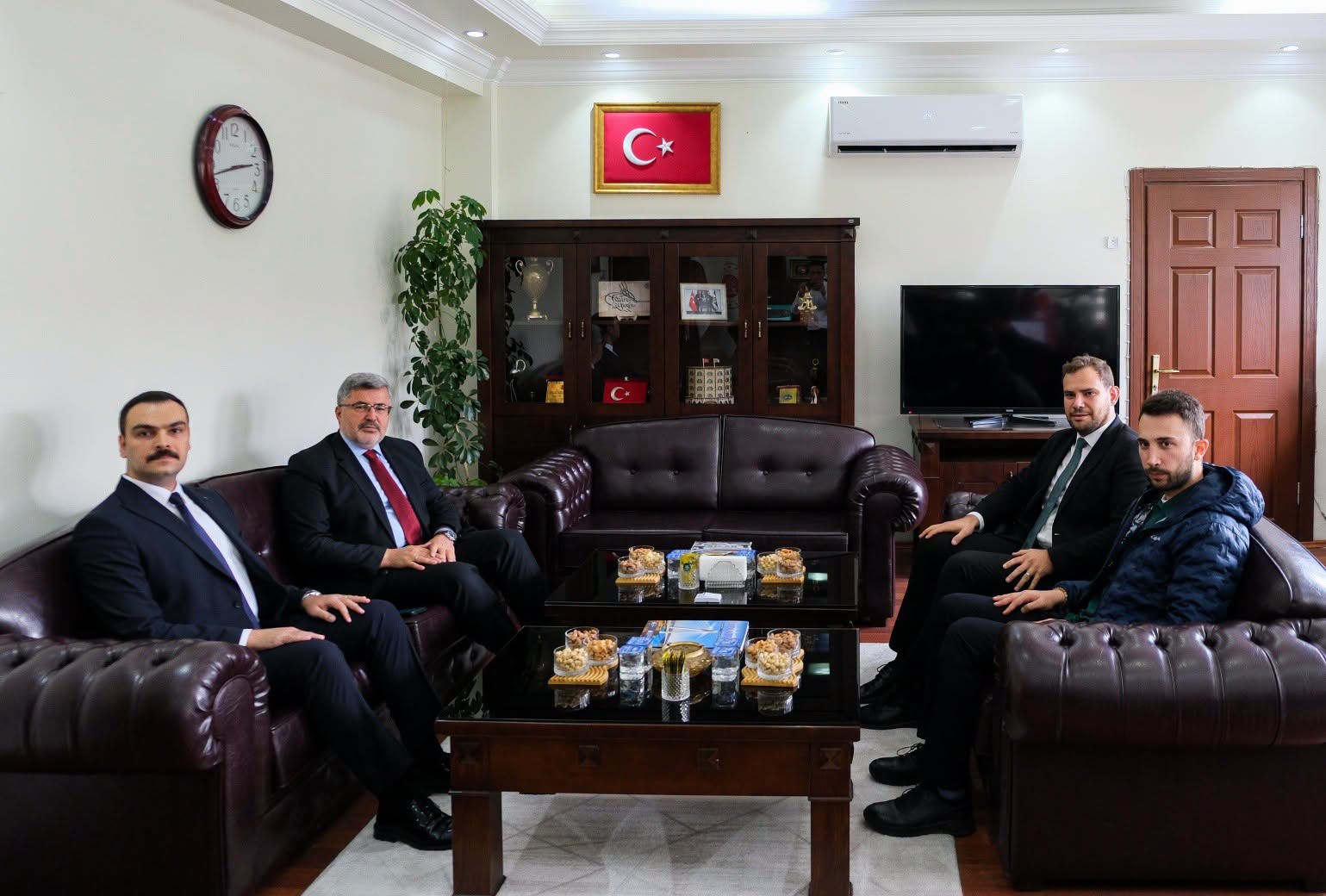 AK Parti Heyetinden Dinar Cumhuriyet Başsavcısı Ozan Uğurlu’ya Ziyaret