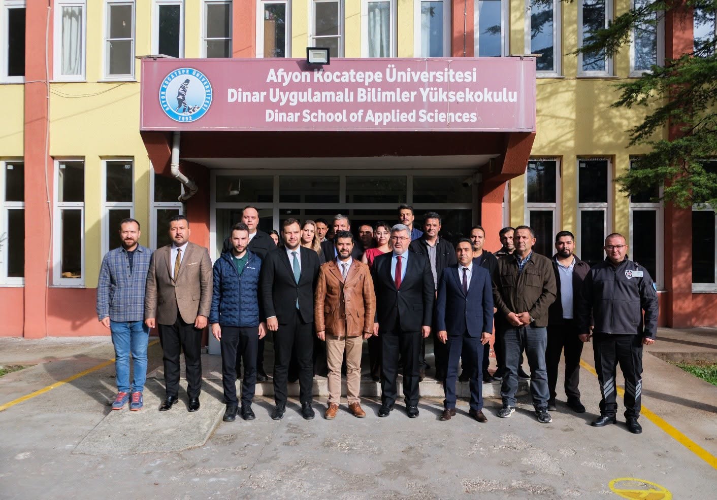 Milletvekili Ali Özkaya’dan Dinar Uygulamalı Bilimler Yüksekokulu’na Ziyaret
